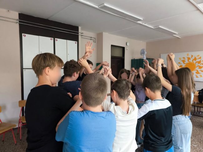 🎭📚 Lezárult a Kreatív Partnerség program 6 hetes projektje a Szegedi Tabán Általános Iskola és Alapfokú Művészeti Iskola 6. osztályában.…